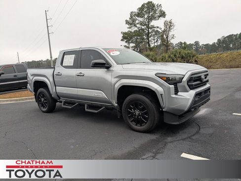 Used 2024 Toyota Tacoma SR5 image 1