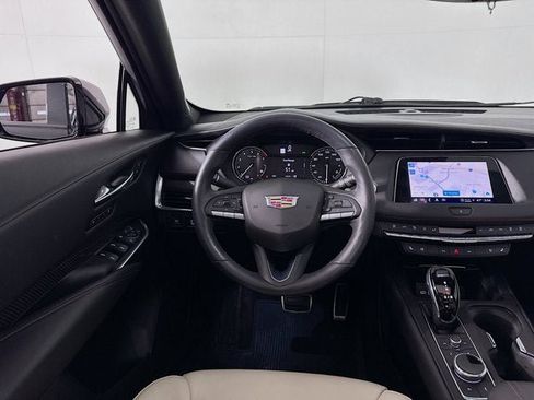 Used 2022 Cadillac XT4 Sport image 24