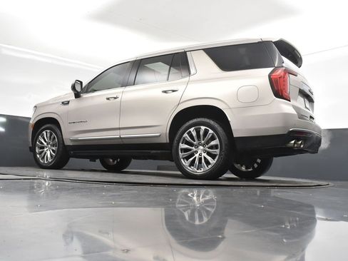 Used 2021 GMC Yukon Denali w/ LPO, Illumination Package image 38