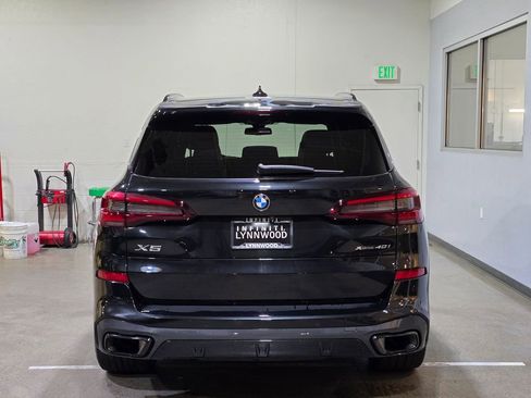 Used 2023 BMW X5 xDrive40i w/ M Sport Package image 5