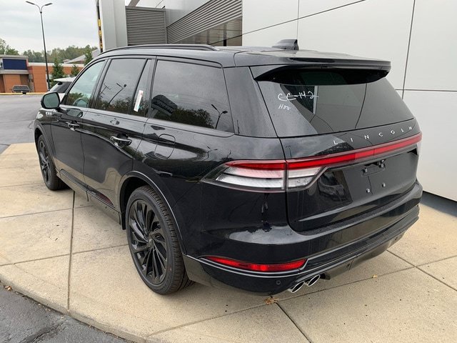 New 2026 Lincoln Aviator Reserve AWD/4WD image 3