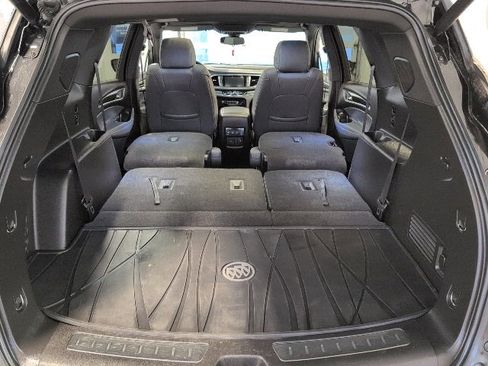 Used 2023 Buick Enclave Essence image 35