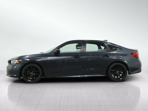 Used 2024 Honda Civic Sport image 2