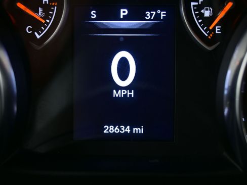 Used 2023 Jeep Wrangler Sport image 25