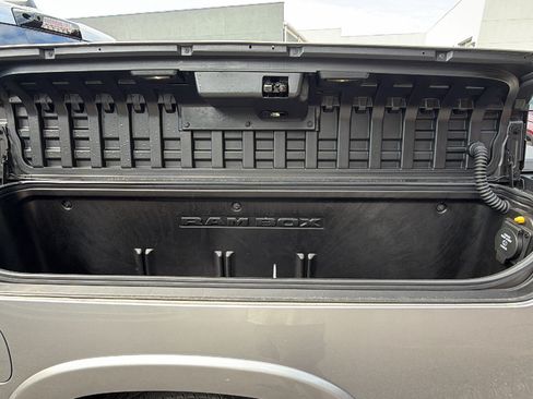 Used 2025 RAM 1500 Limited AWD/4WD image 13