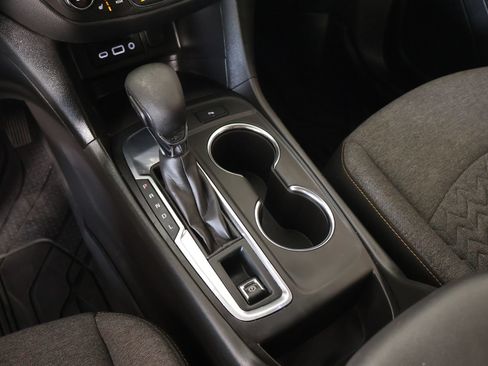 Used 2022 Chevrolet Equinox LT FWD image 8