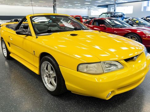 Used 1998 Ford Mustang Cobra image 3