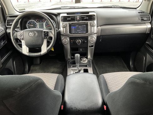Used 2015 Toyota 4Runner SR5 w/ Four Season Floor Mat Package AWD/4WD image 14