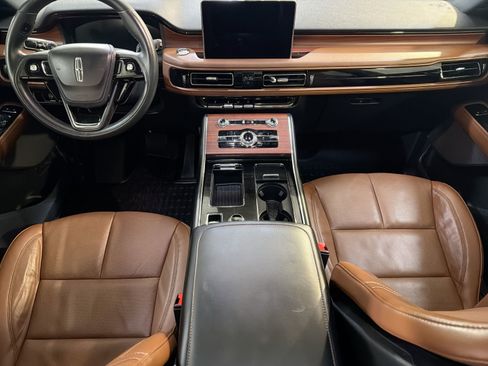 Used 2023 Lincoln Aviator Reserve w/ Elements Package Plus RWD image 22