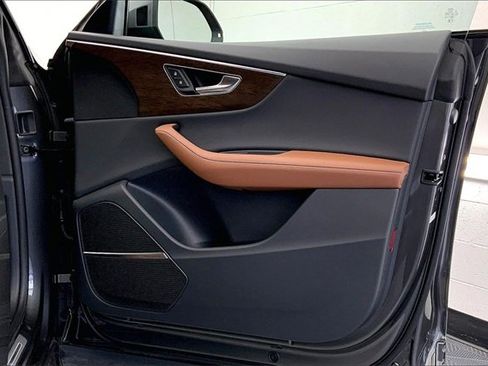 Certified 2025 Audi Q8 Premium Plus image 24