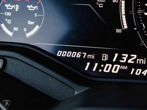 Used 2024 Lamborghini Huracan Sterrato image 14