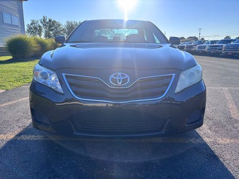 Used 2010 Toyota Camry FWD image 3
