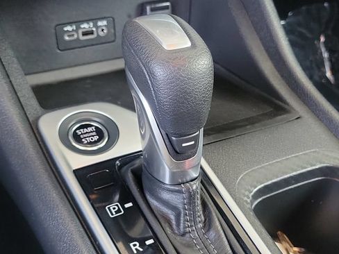 Used 2023 Nissan Sentra SV FWD image 17