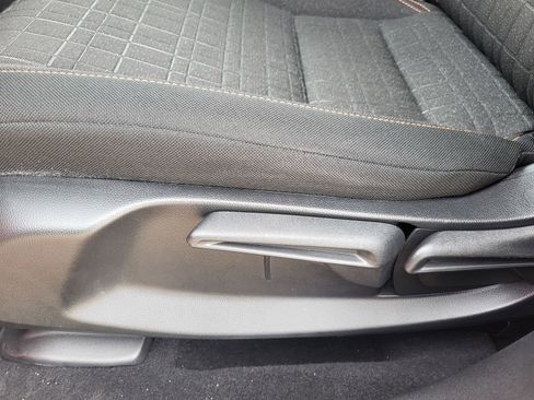 Used 2024 Honda HR-V Sport image 11