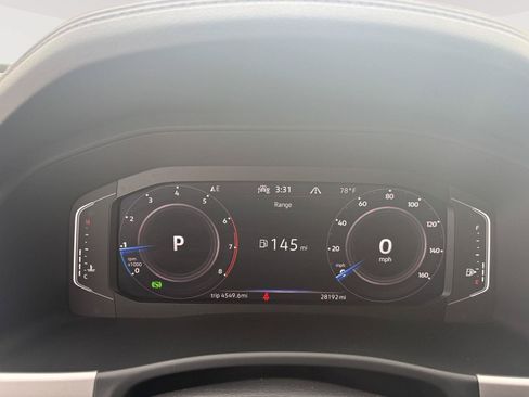 Certified 2023 Volkswagen Atlas Cross Sport SE w/ Panoramic Sunroof Package AWD/4WD image 2