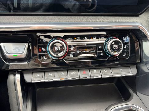 Used 2023 GMC Sierra 1500 Denali w/ Denali Reserve Package image 16