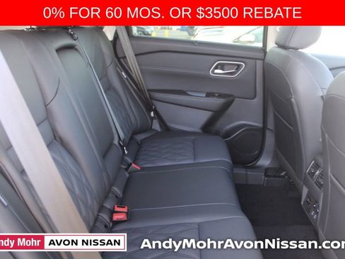 New 2026 Nissan Rogue Platinum image 16