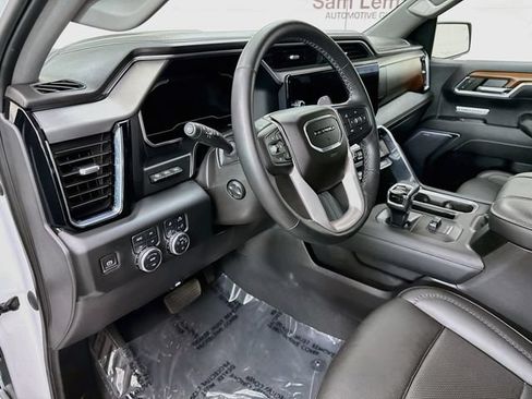 Used 2023 GMC Sierra 1500 Denali w/ Technology Package AWD/4WD image 10