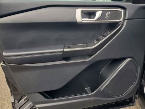 Used 2022 Ford Explorer 4WD image 7