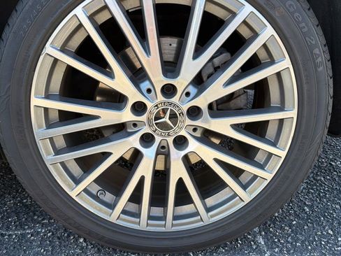 Used 2025 Mercedes-Benz CLA 250 image 12