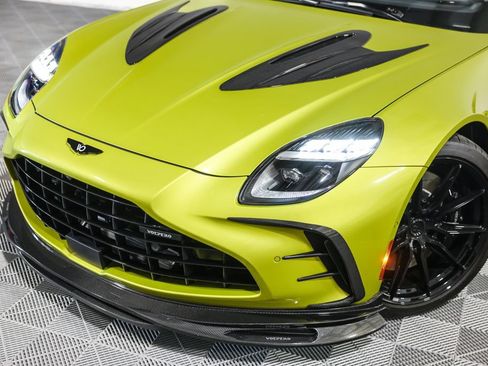 Used 2025 Aston Martin V8 Vantage Coupe RWD image 11