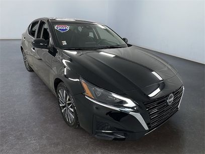 Certified 2025 Nissan Altima 2.5 SV