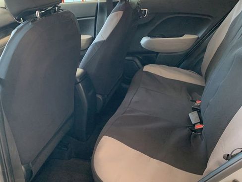 Certified 2023 Hyundai Venue SEL FWD image 12