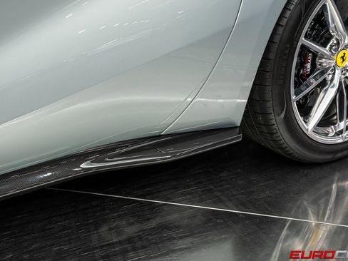 Used 2022 Ferrari 812 GTS RWD image 19