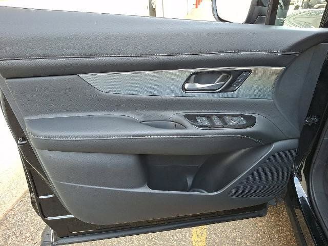 Certified 2025 Nissan Murano SL AWD/4WD image 14