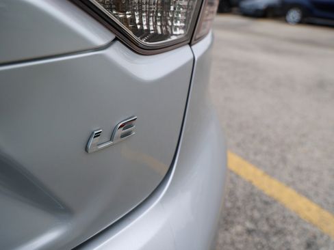 Used 2021 Toyota Corolla LE FWD image 11