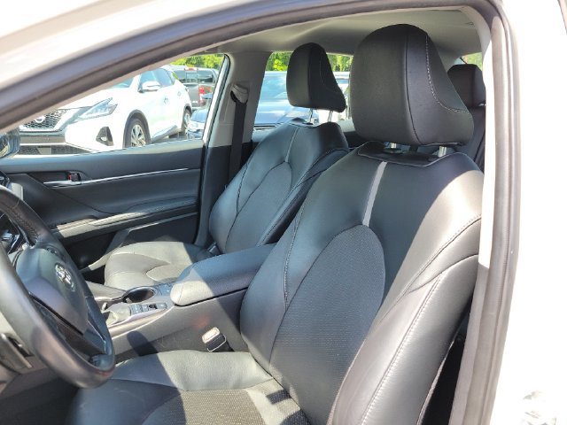 Used 2024 Toyota Camry XSE FWD image 18