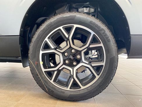 New 2026 Ford Maverick Lariat AWD/4WD image 24