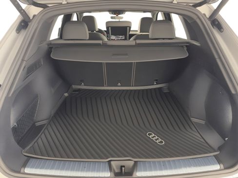 New 2025 Audi Q5 Premium w/ 19" Wheel Package image 13