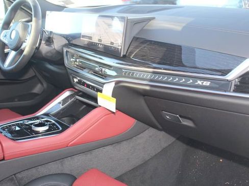 New 2026 BMW X6 xDrive40i image 23