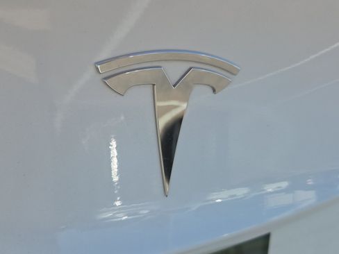 Used 2021 Tesla Model 3 Standard Range Plus RWD image 34