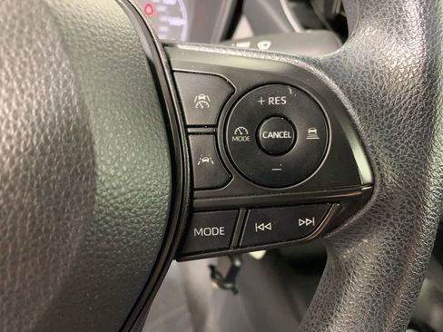 Used 2024 Toyota Corolla LE image 20