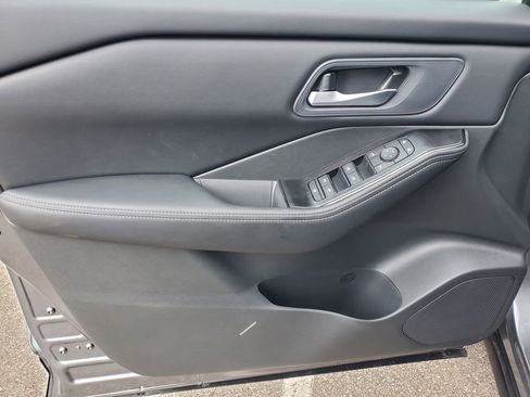 New 2026 Nissan Rogue SV image 12