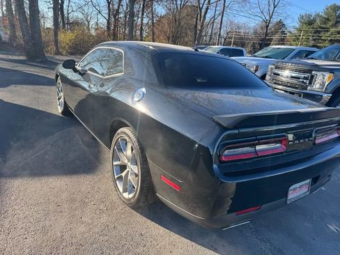 Used 2023 Dodge Challenger GT image 4