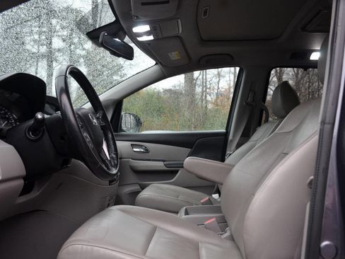 Used 2015 Honda Odyssey Touring image 22