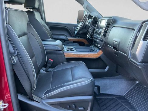 Used 2019 Chevrolet Silverado 2500 High Country w/ Duramax Plus Package AWD/4WD image 15