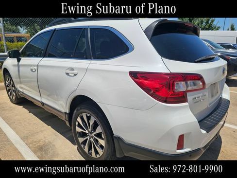 Used 2017 Subaru Outback 2.5i Limited AWD/4WD image 3