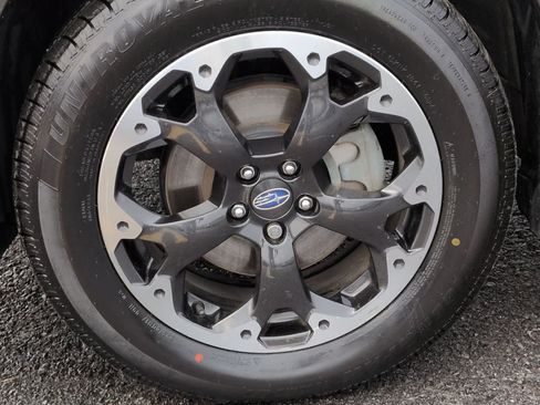 Certified 2023 Subaru Crosstrek 2.0i image 14