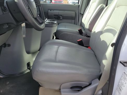 Certified 2024 Ford E-350 and Econoline 350 Super Duty w/ Driver's Safety Package image 6