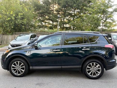 Used 2017 Toyota RAV4 Limited AWD/4WD image 4