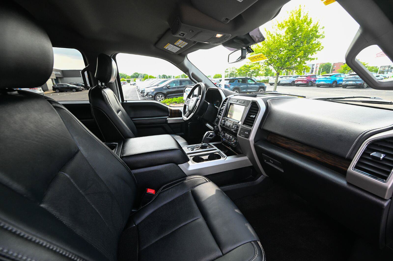 Used 2019 Ford F150 Lariat w/ Trailer Tow Package AWD/4WD image 25