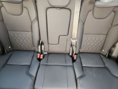 New 2026 Volvo XC90 B6 Plus w/ Protection Package Premier AWD/4WD image 14