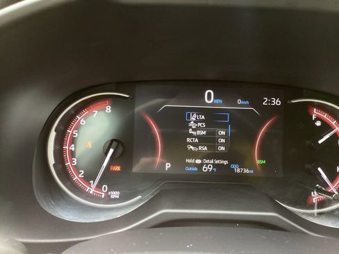 Used 2023 Toyota RAV4 LE FWD image 11
