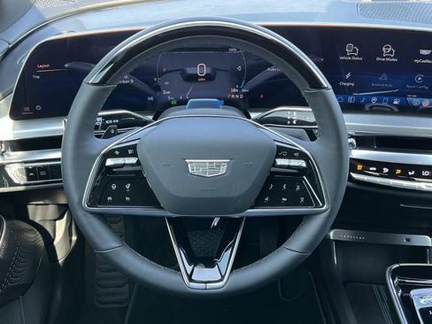 New 2026 Cadillac Lyriq Luxury image 11