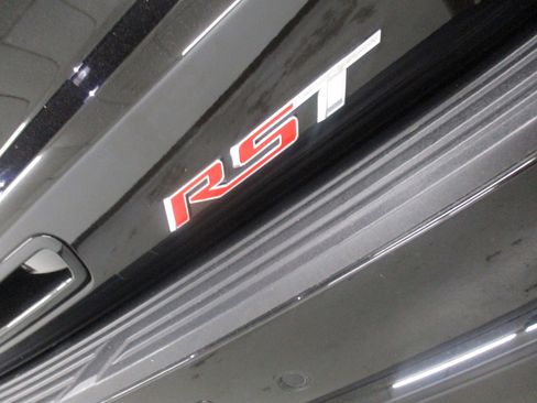 Used 2026 Chevrolet Suburban RST w/ Comfort Package AWD/4WD image 10