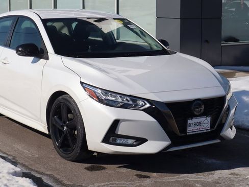 Certified 2023 Nissan Sentra SR FWD image 4